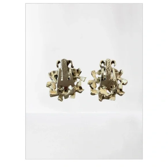 Coro signed vintage clip back earrings m - Picture 2 of 4